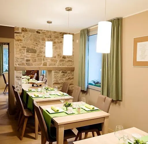 לינה וארוחת בוקר Feuerhardt